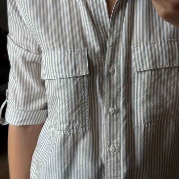 FINAL SALE Aritzia - Babaton Striped Button-Up Shirt - Picture 3 of 9
